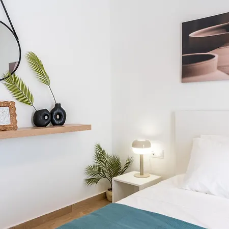 Evan Rhodes アパート *