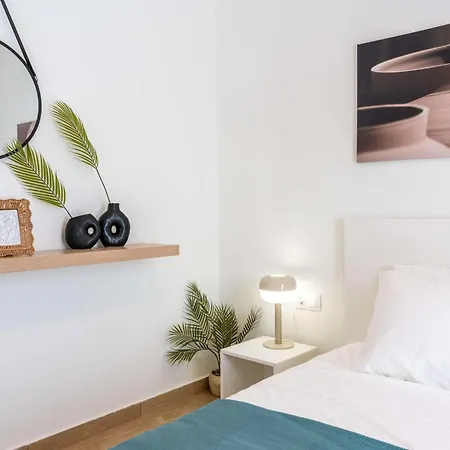 Evan Rhodes * Rhodes City