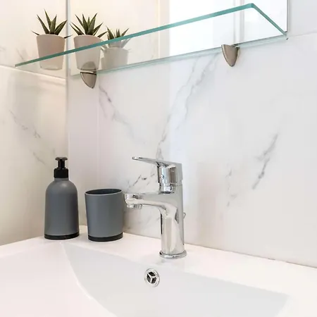 アパート Evan Rhodes