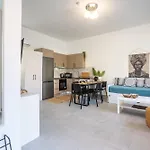 Apartman Evan Rhodes