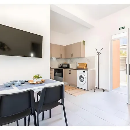 Evan Rhodes Appartamento Rhodes City