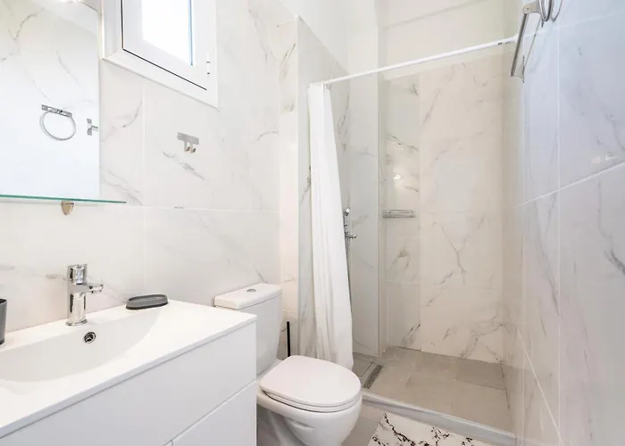 Evan Rhodes Rhodes City