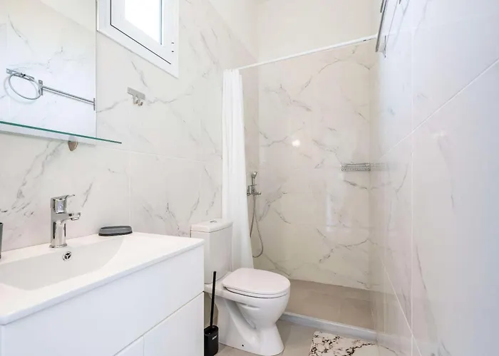 Evan Rhodes 아파트