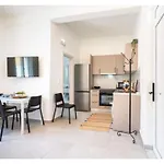 Evan Rhodes Apartamento *