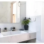 Apartamento Evan Rhodes *